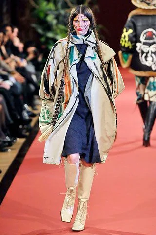 Look 25